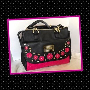 BETSEY JOHNSON PURSE